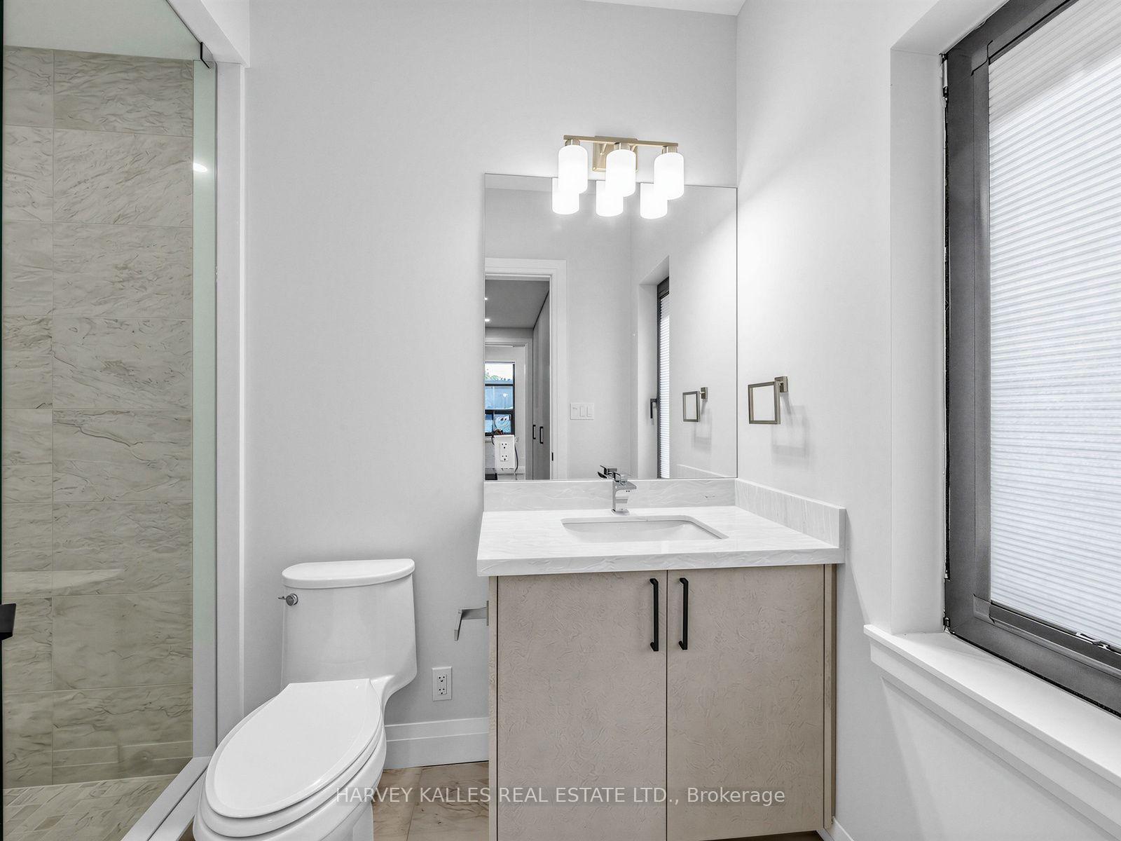 102 Shaver Avenue N 2, Toronto Unit: 2