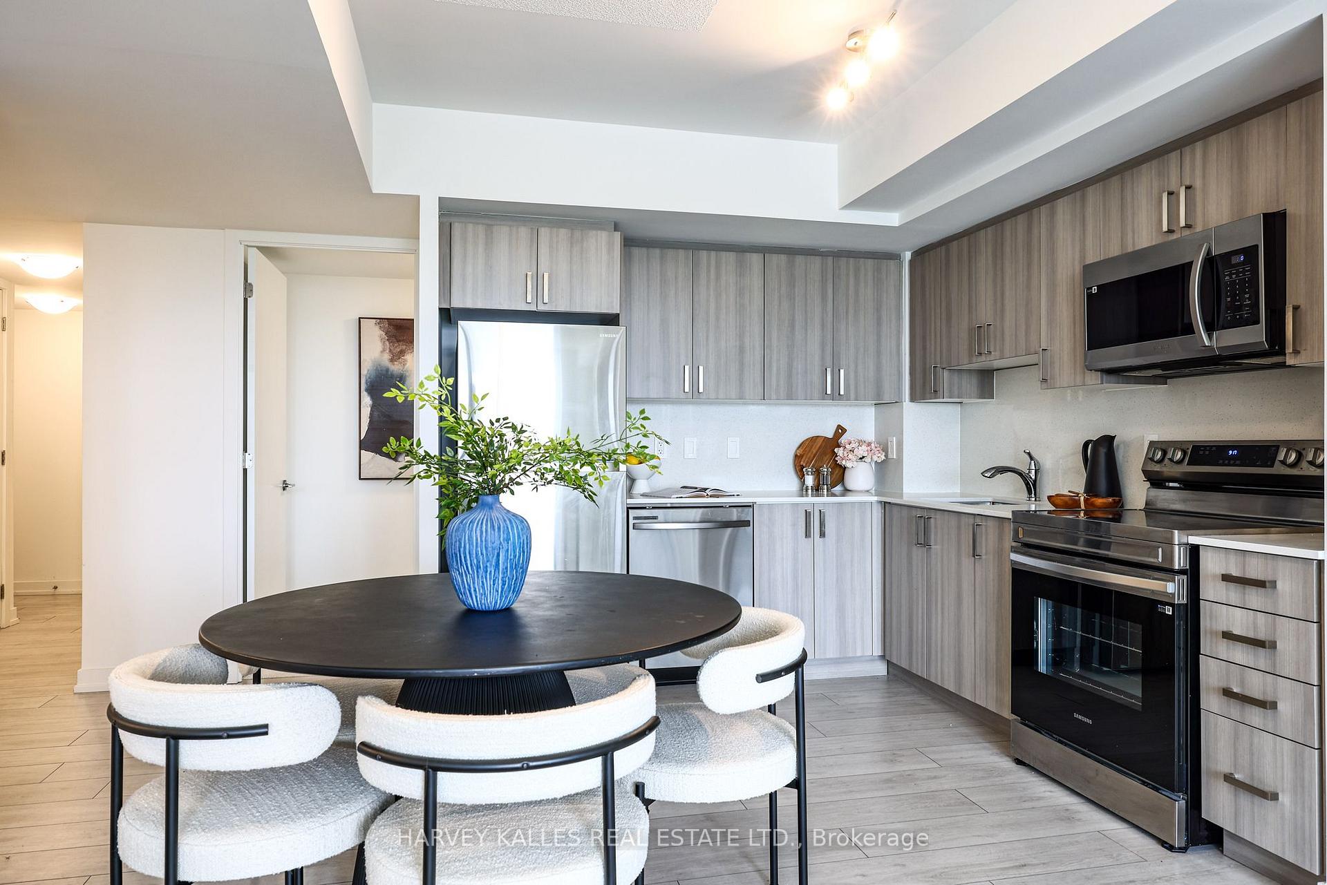 556 Marlee Avenue 606, Toronto Unit: 606