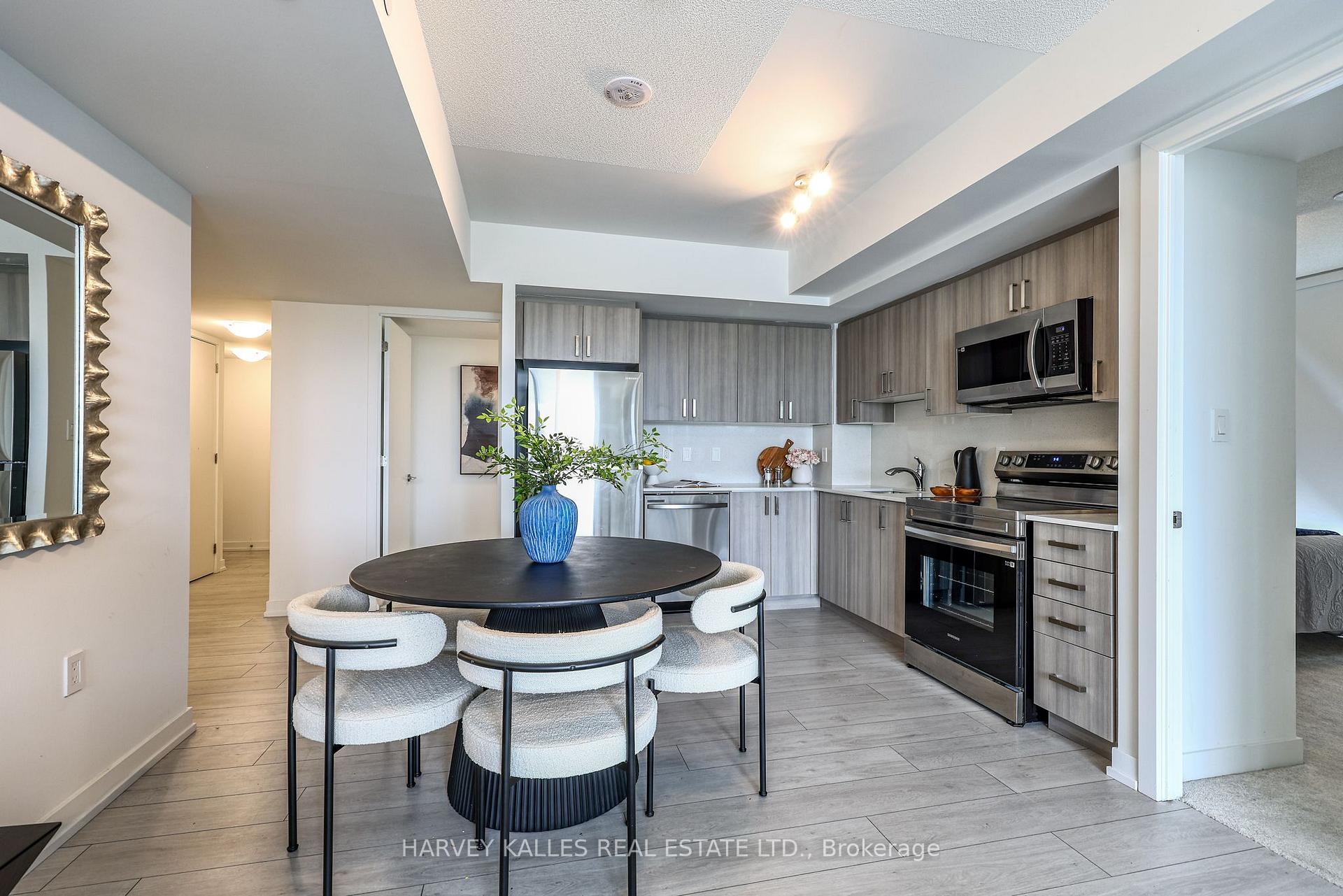 556 Marlee Avenue 606, Toronto Unit: 606