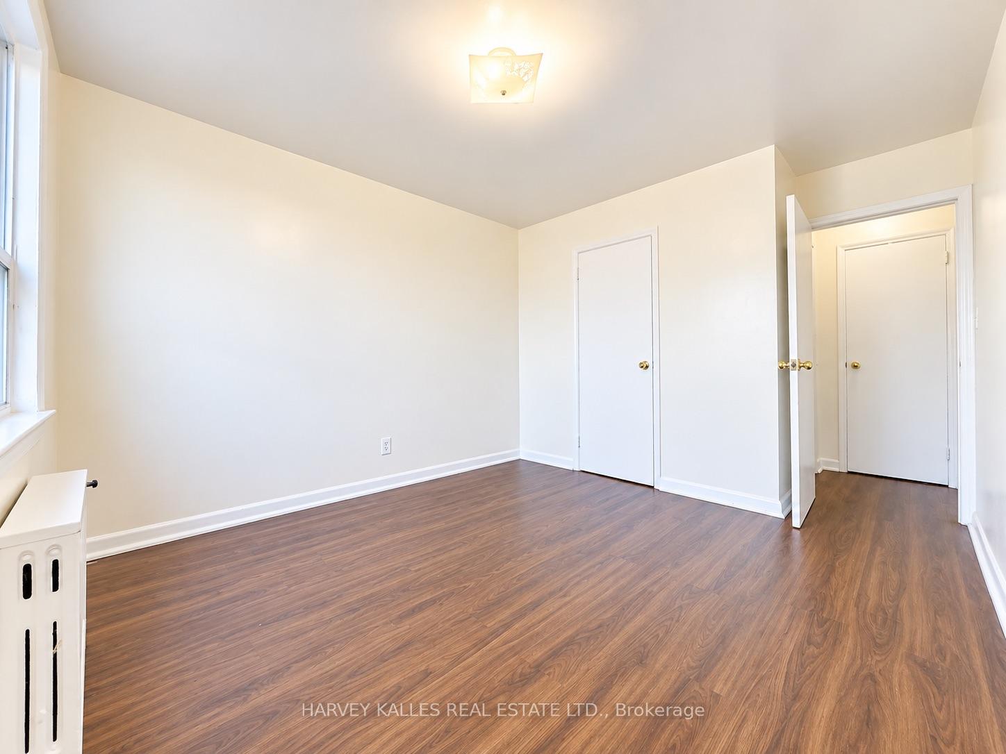 1490 Eglinton Avenue W 402, Toronto Unit: 402