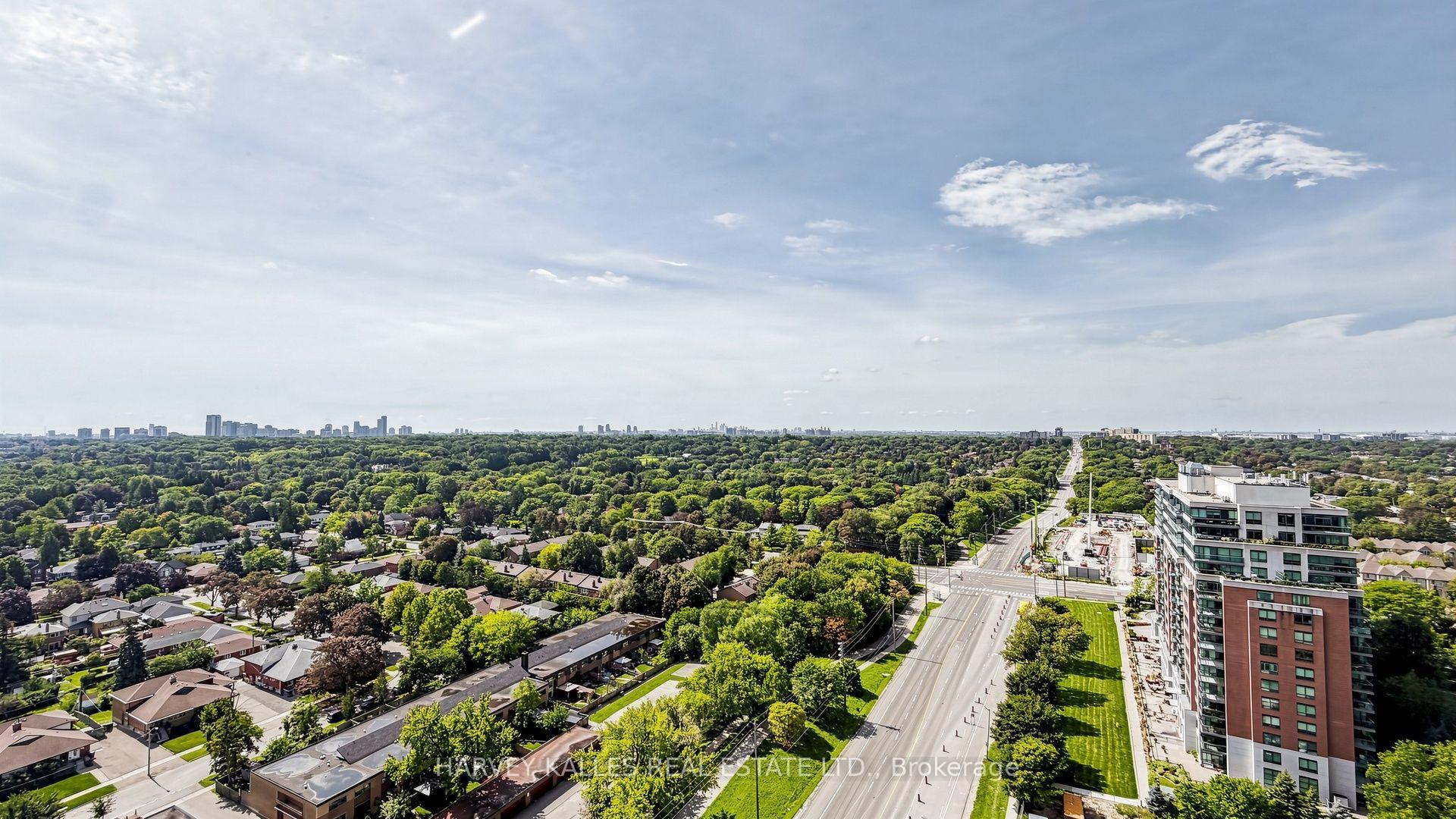 4010 Eglinton Avenue W 2220, Toronto Unit: 2220