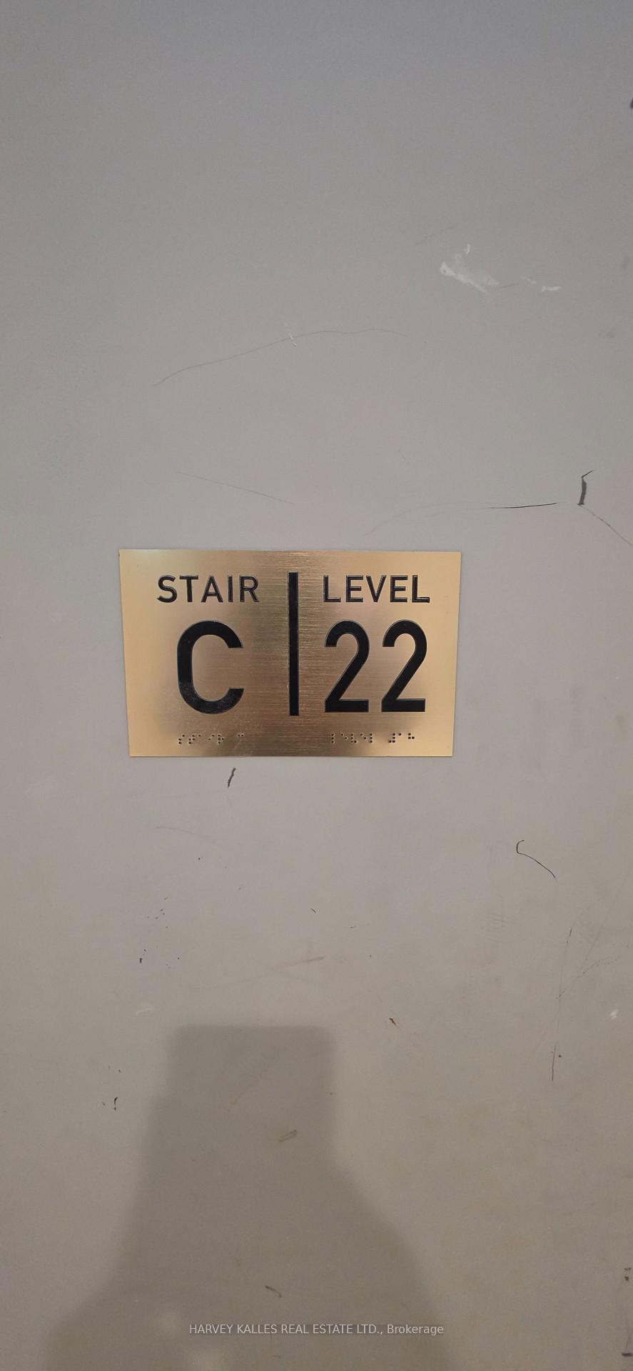 4010 Eglinton Avenue W 2220, Toronto Unit: 2220