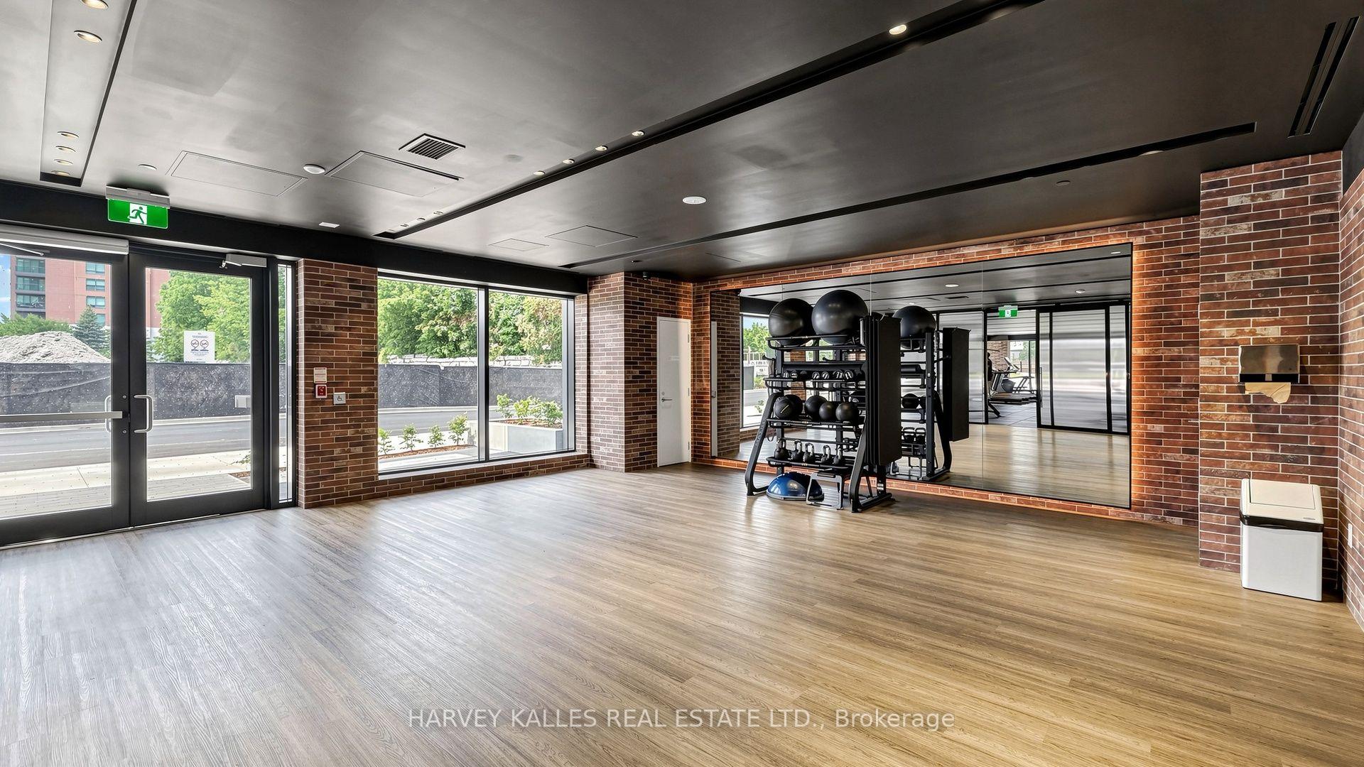 4010 Eglinton Avenue W 2220, Toronto Unit: 2220