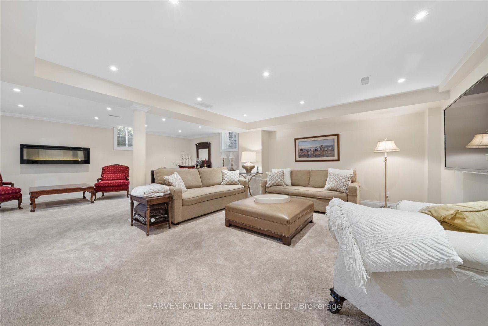3685 St. Laurent Court