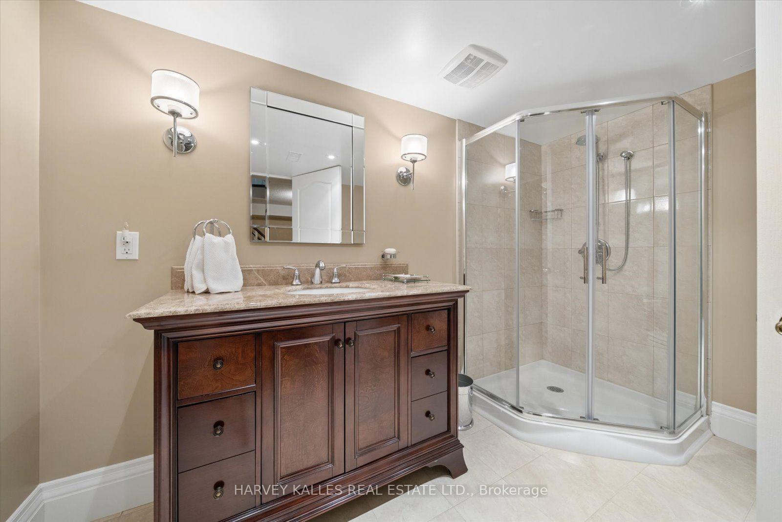 3685 St. Laurent Court