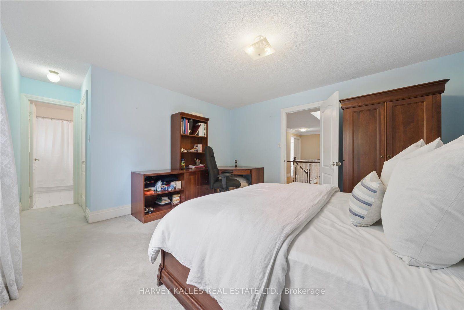 3685 St. Laurent Court