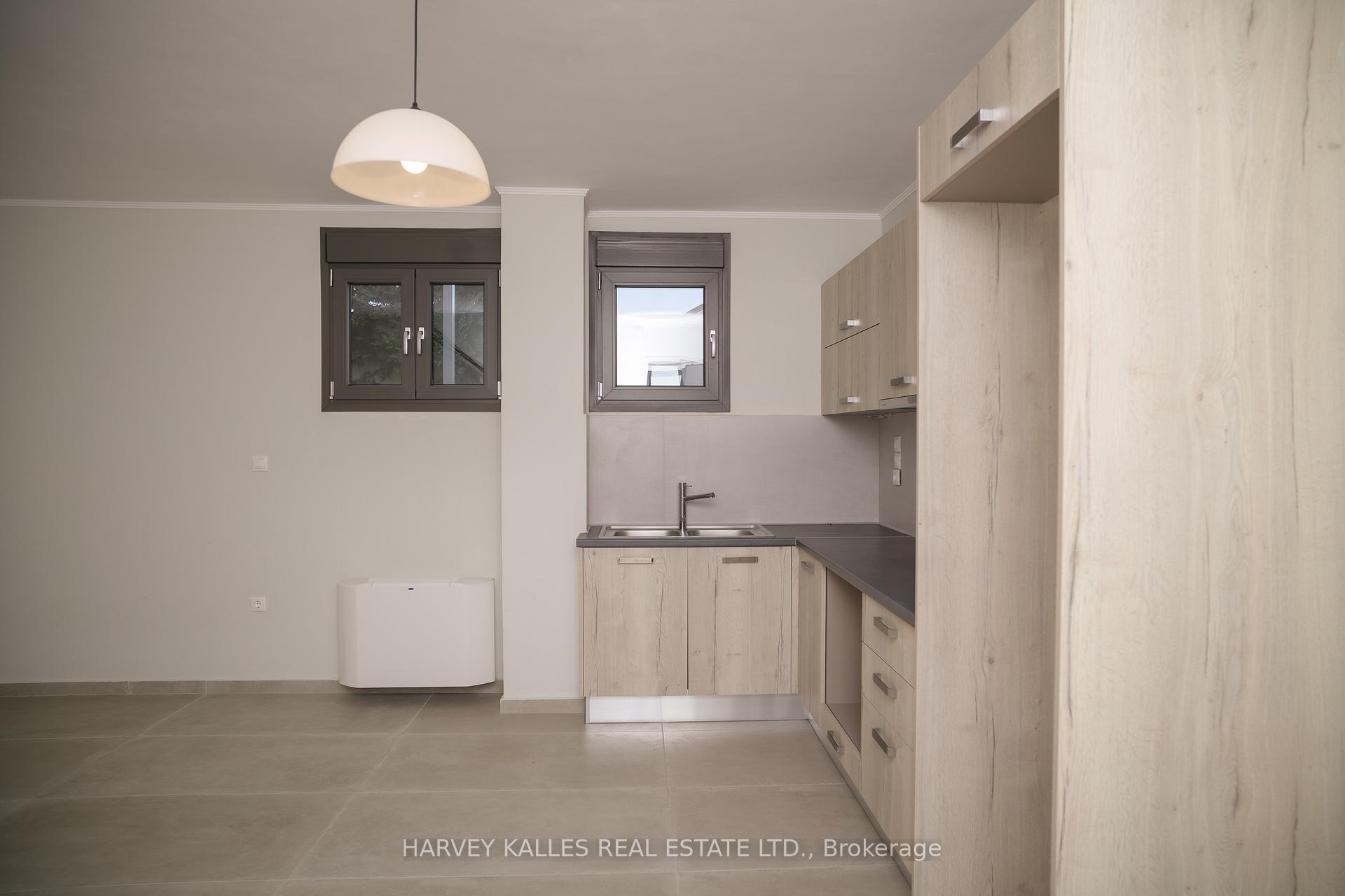 Villa 4, Imion Street
