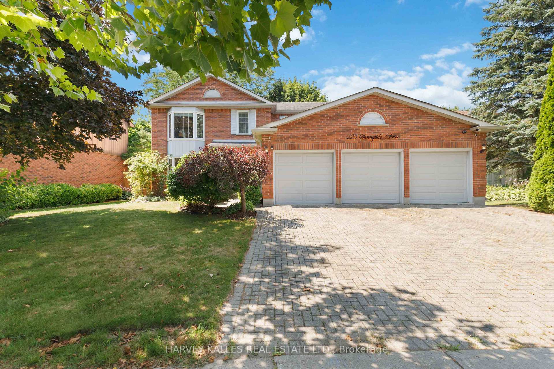 223 Sunnyside Drive