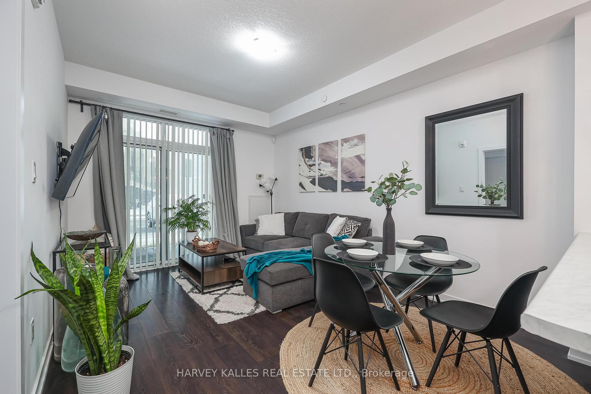 101 Shoreview Place 122