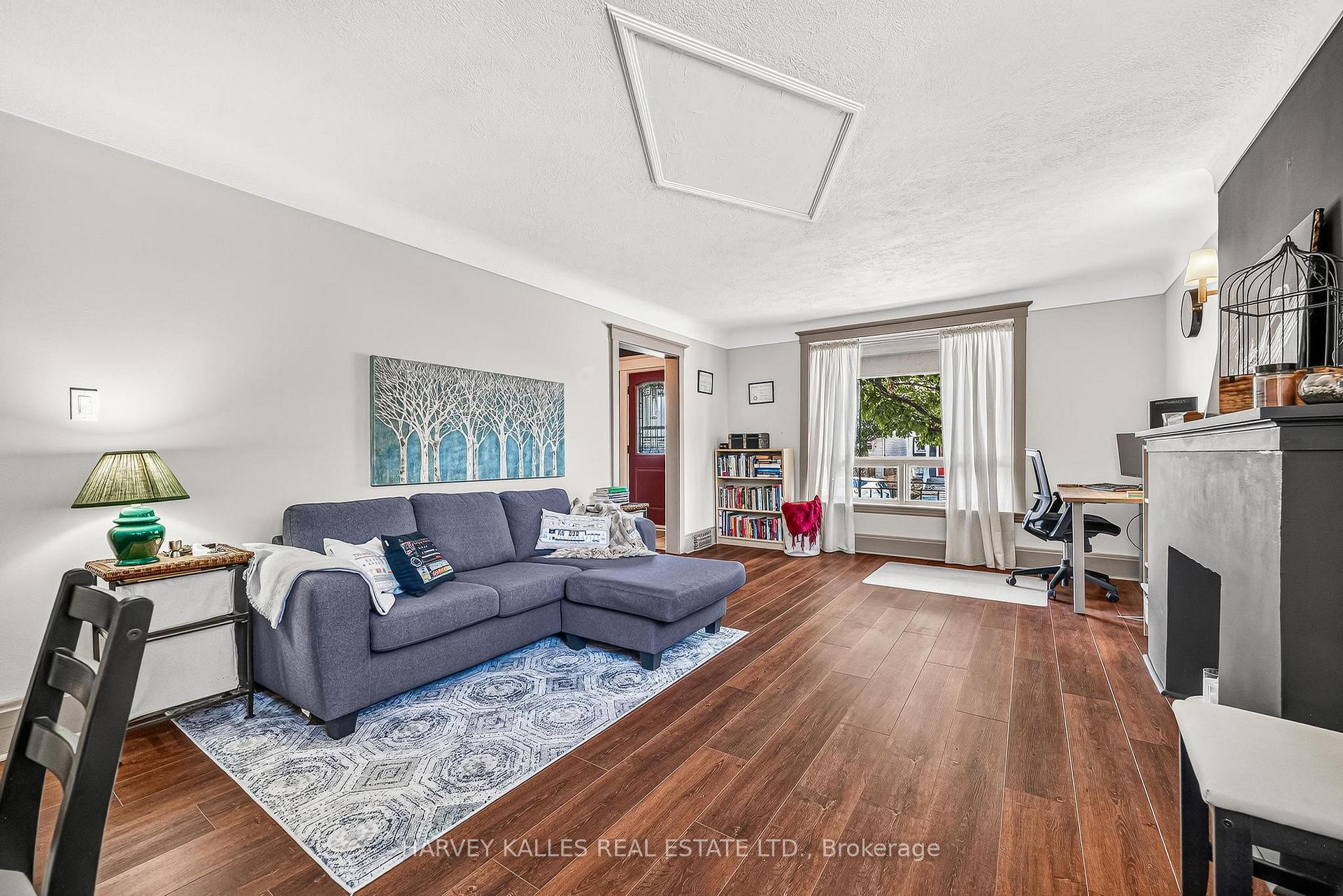 487 Dunsmure Road