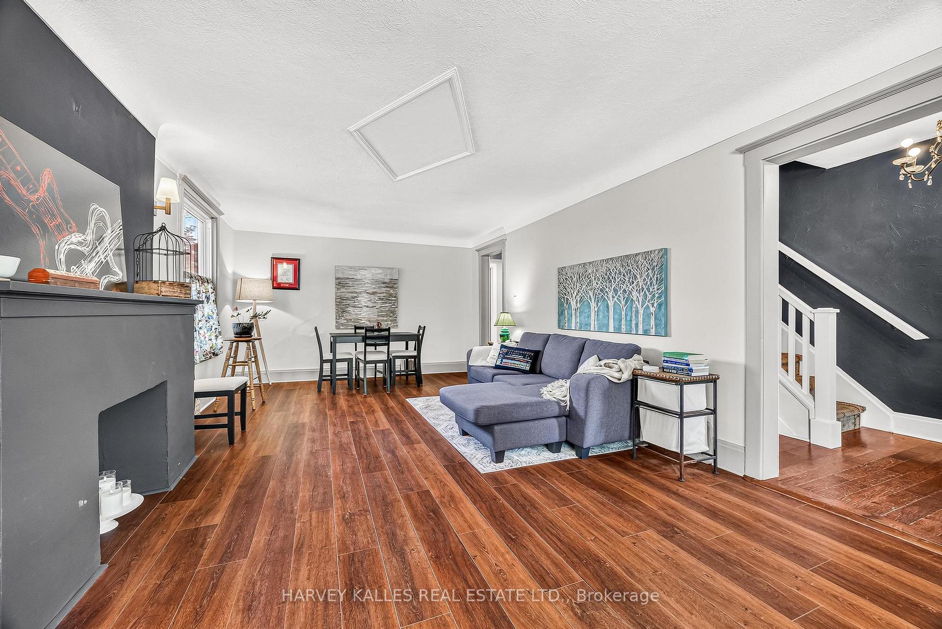 487 Dunsmure Road