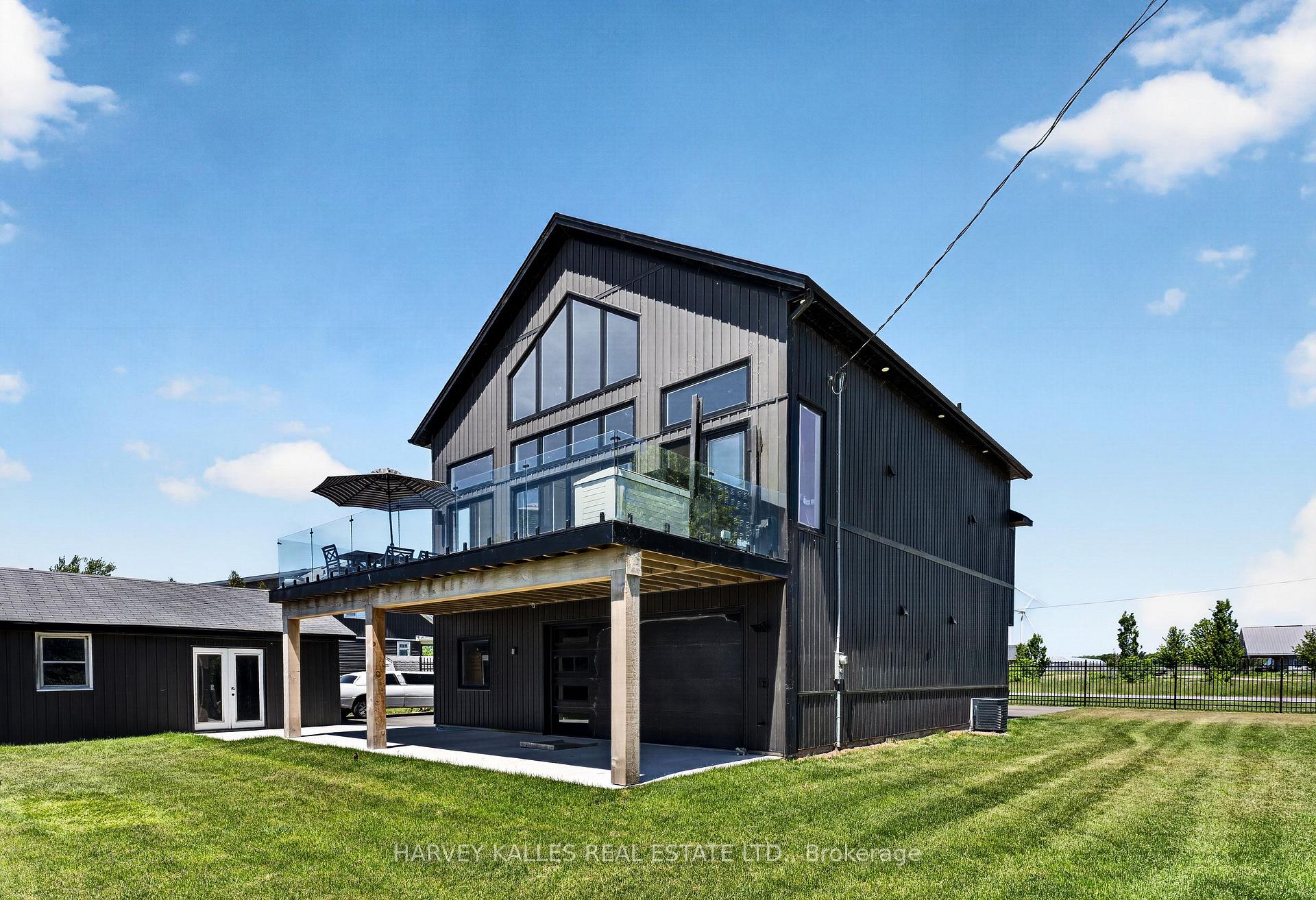 3184 Lakeshore Road