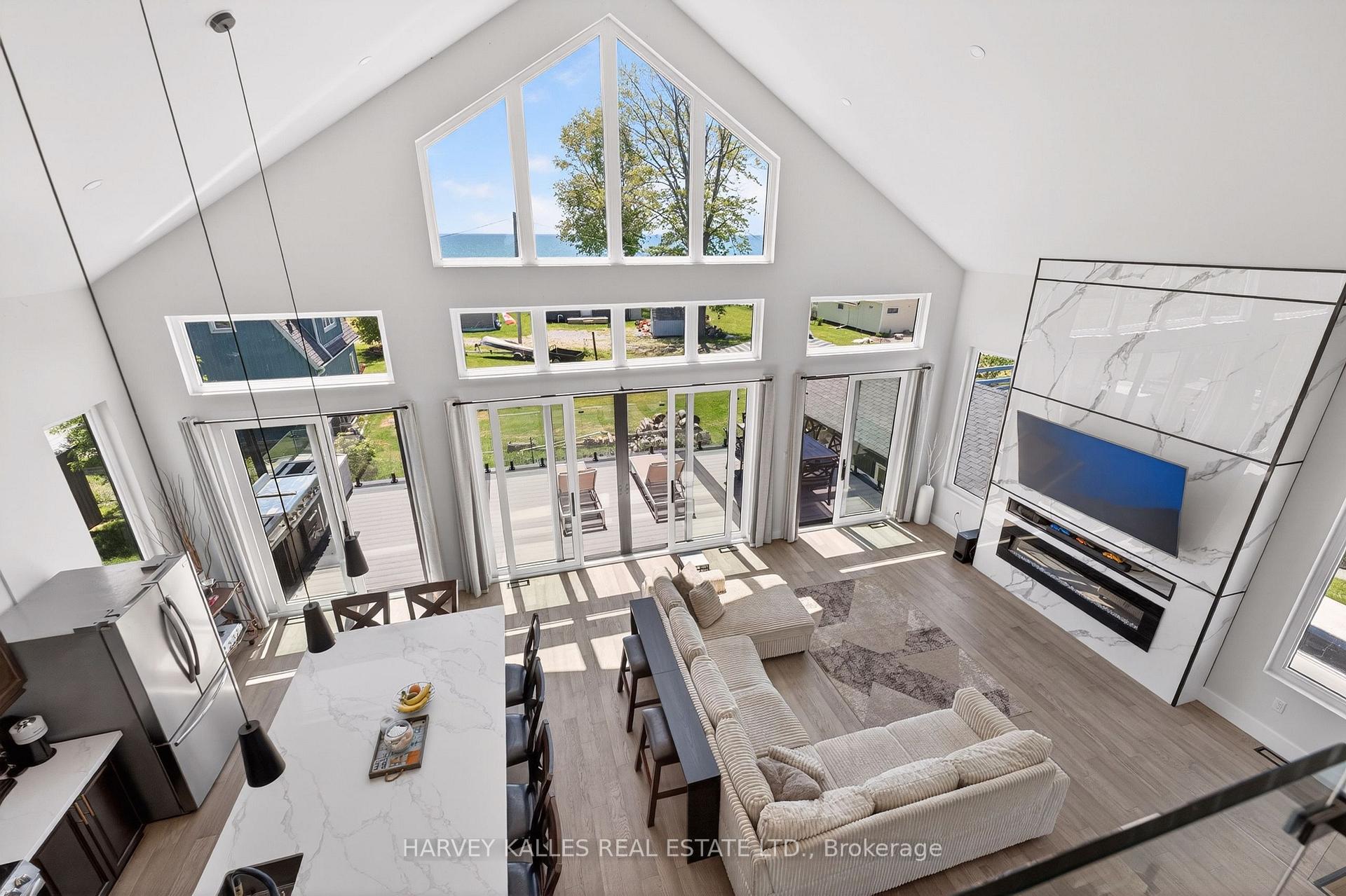 3184 Lakeshore Road