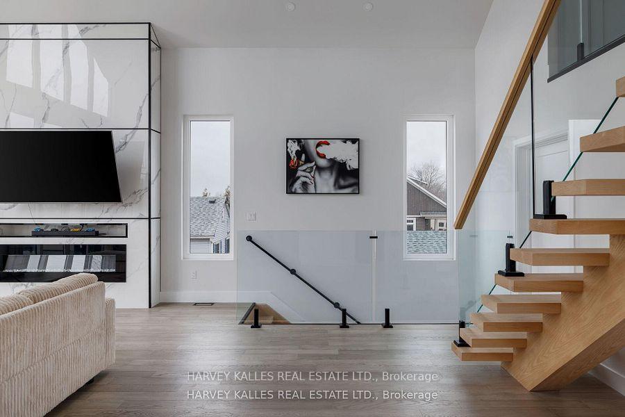3184 Lakeshore Road