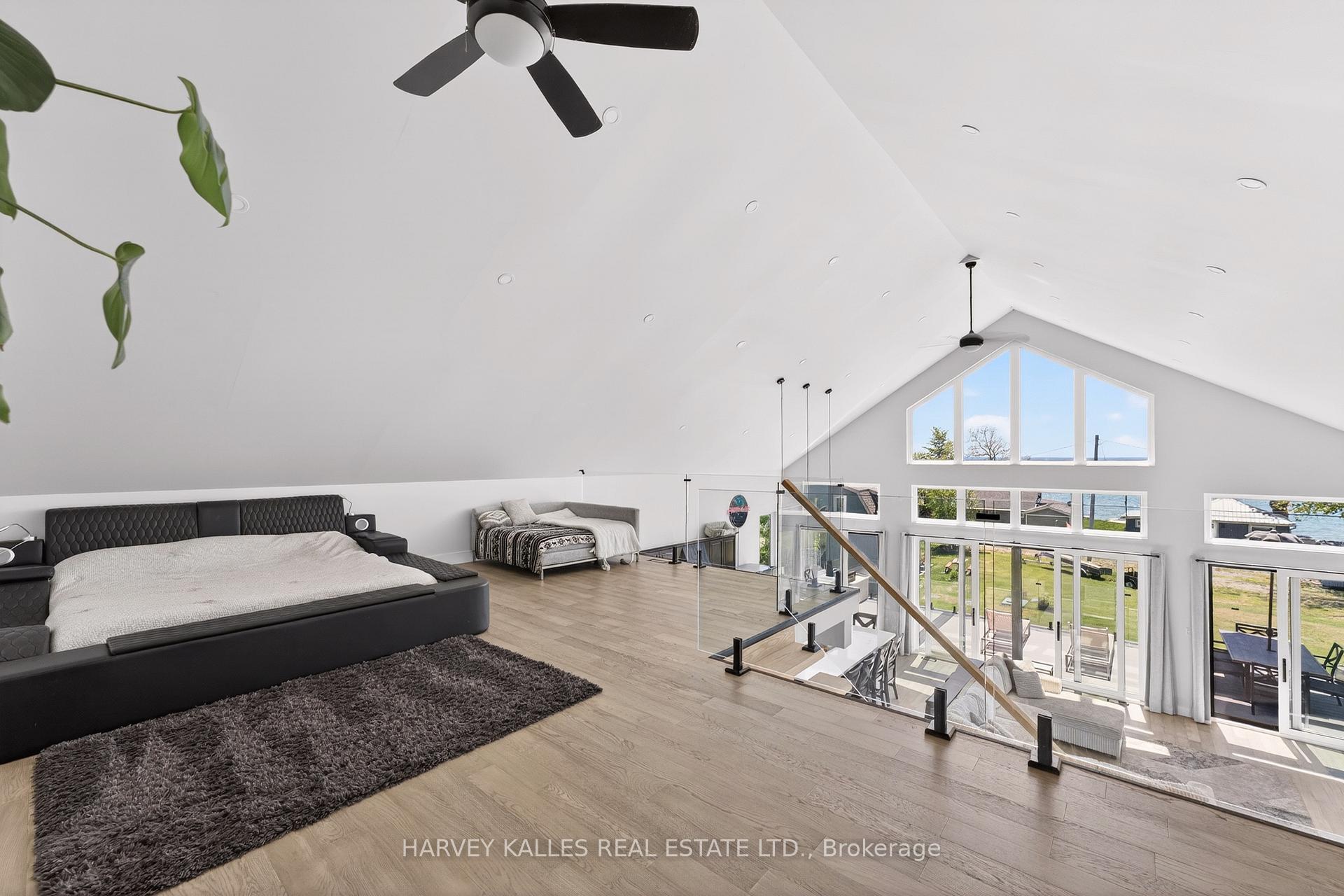 3184 Lakeshore Road
