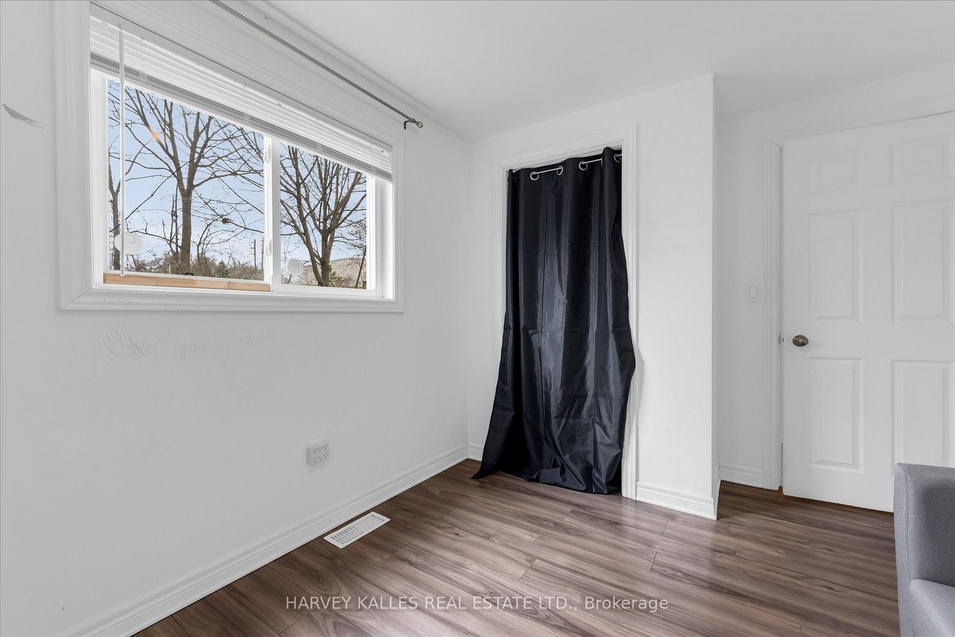 105 Ormond Street N