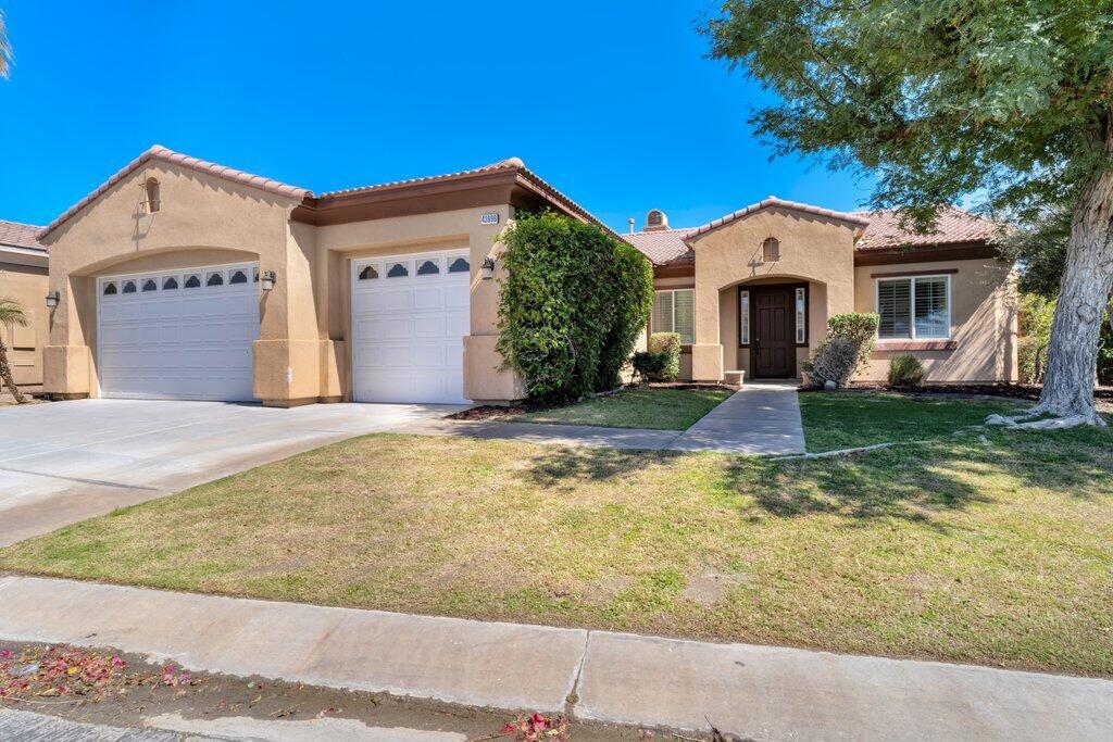 43996 Salpare Place