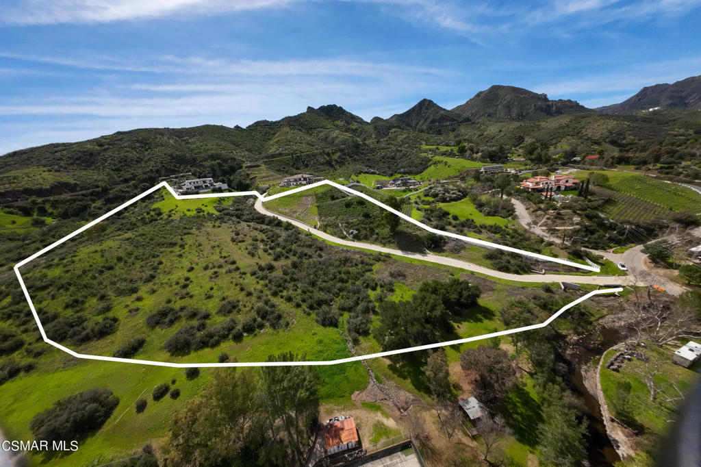 Lobo Canyon Road