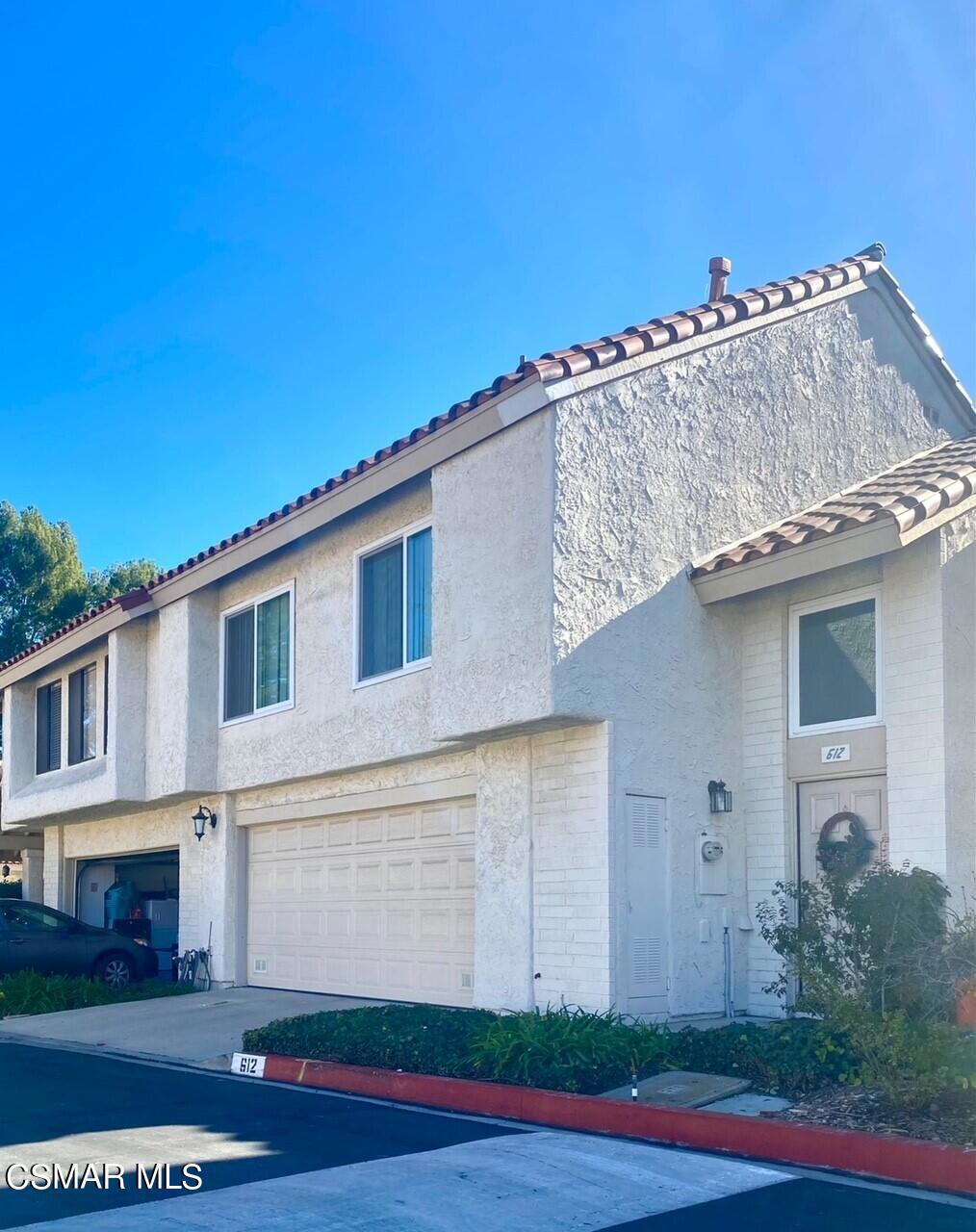 612 Valley Oak Lane