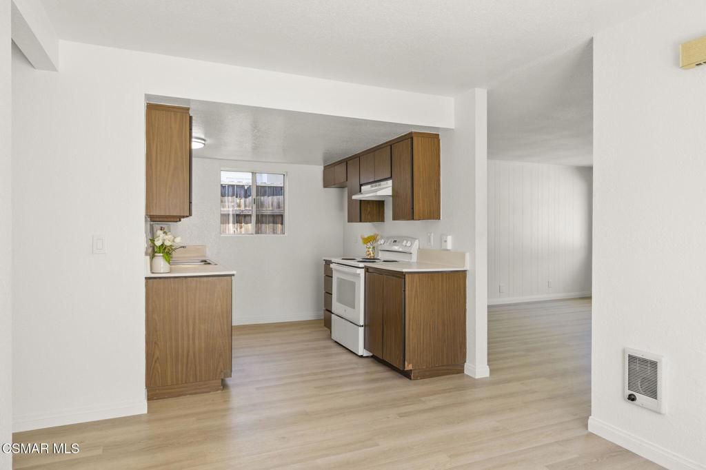 309 Lark Ellen Avenue