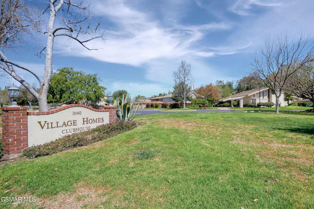 1082 Barrow Court