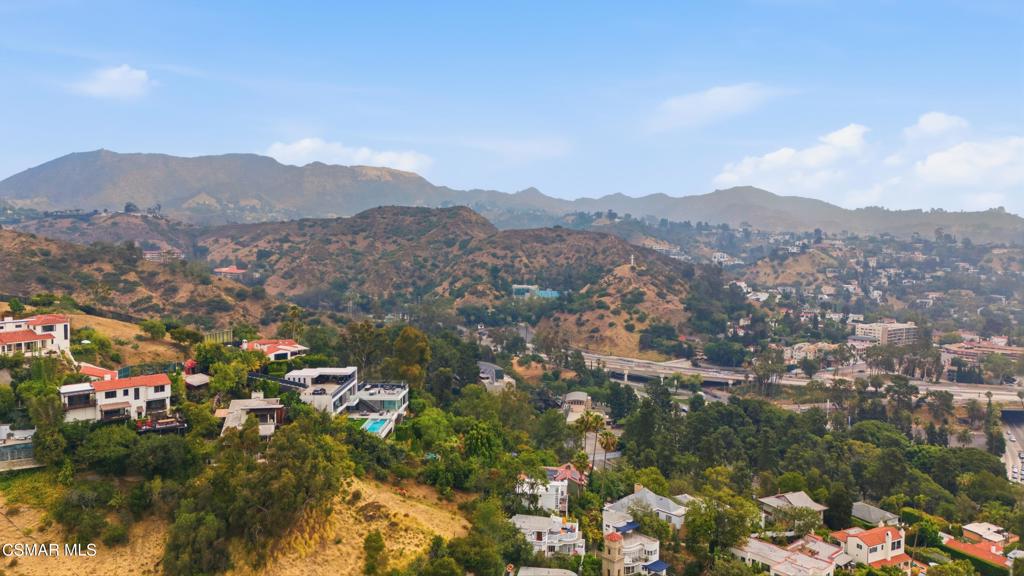 6993 La Presa Drive