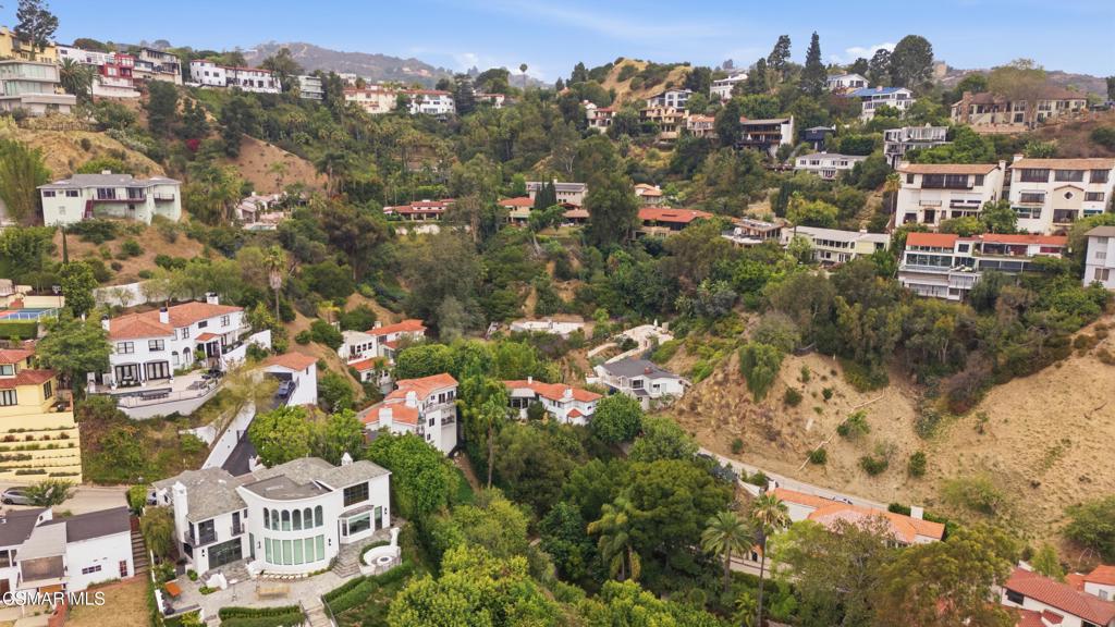 6993 La Presa Drive