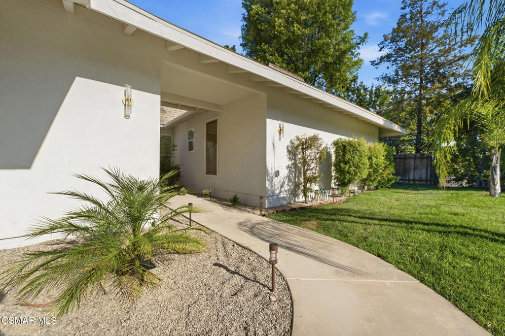 6652 Daryn Drive