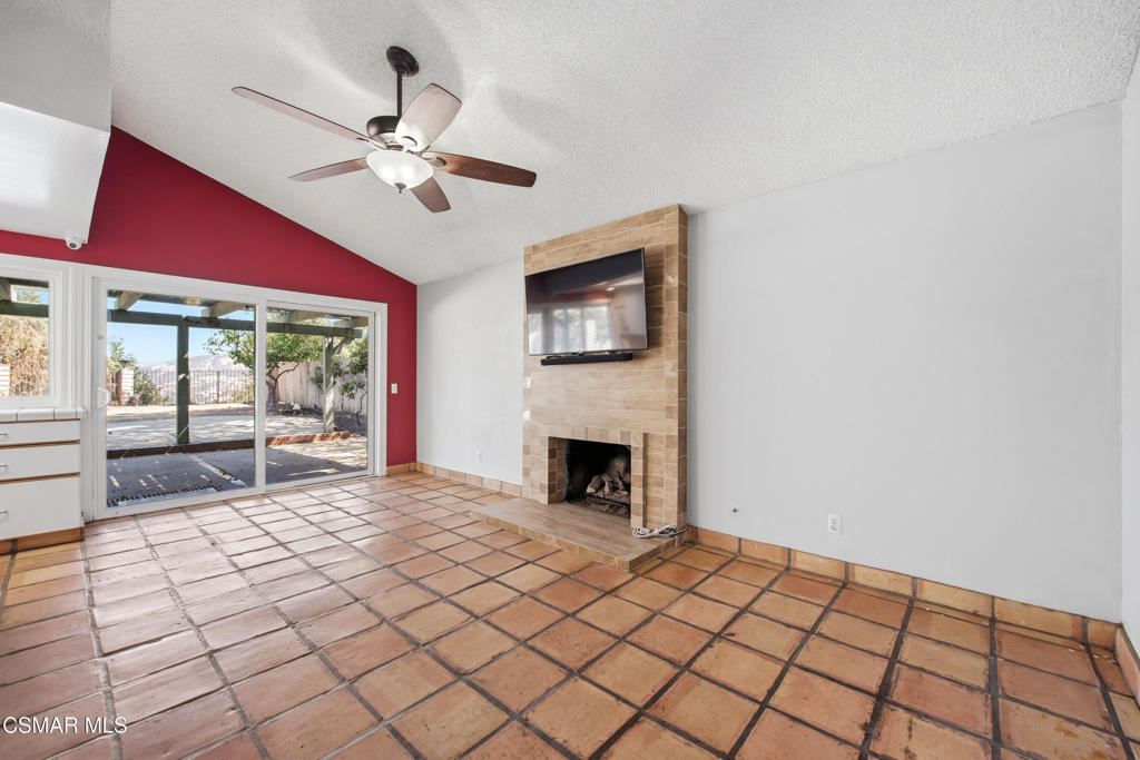 29315 Tree Hollow