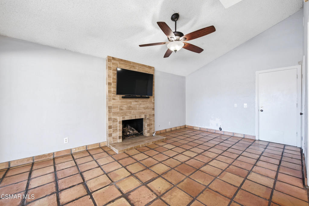 29315 Tree Hollow