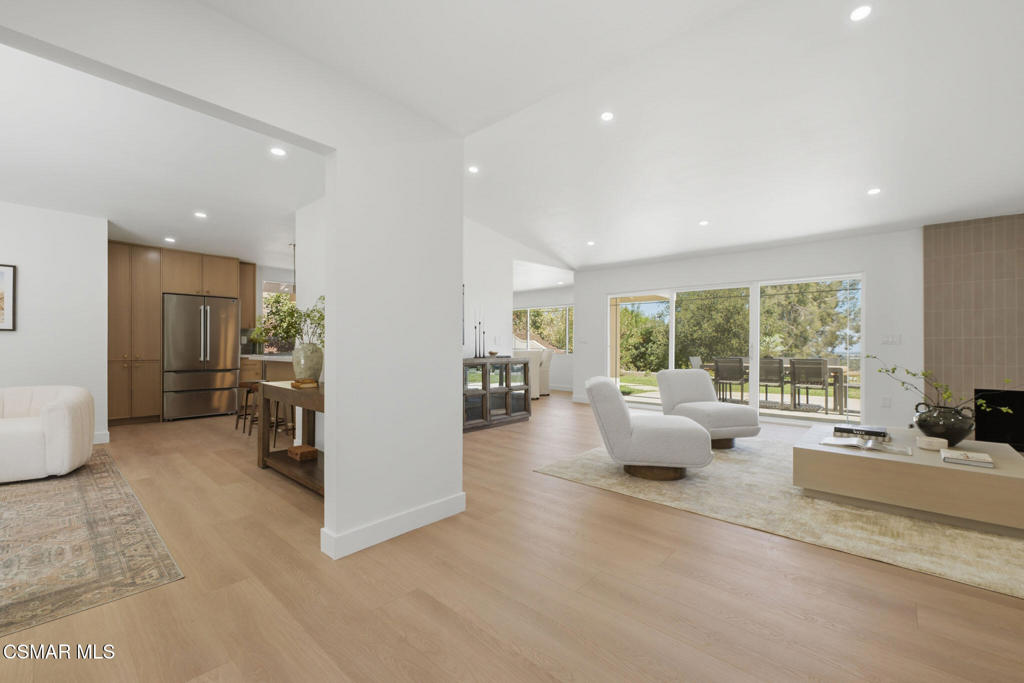 6652 Daryn Drive