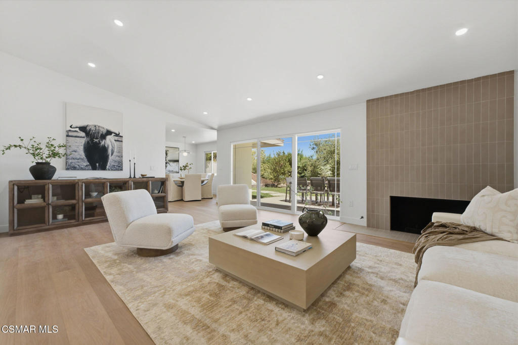 6652 Daryn Drive