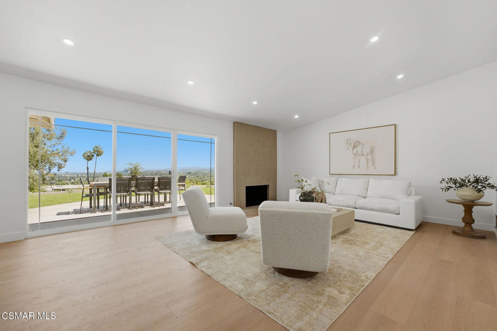 6652 Daryn Drive