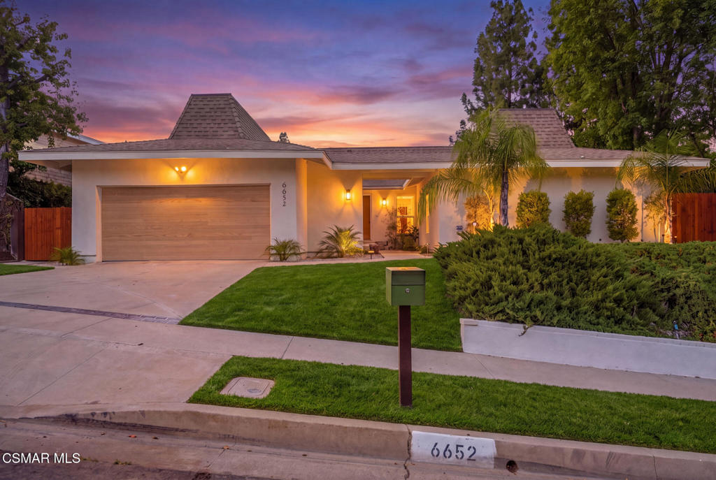 6652 Daryn Drive