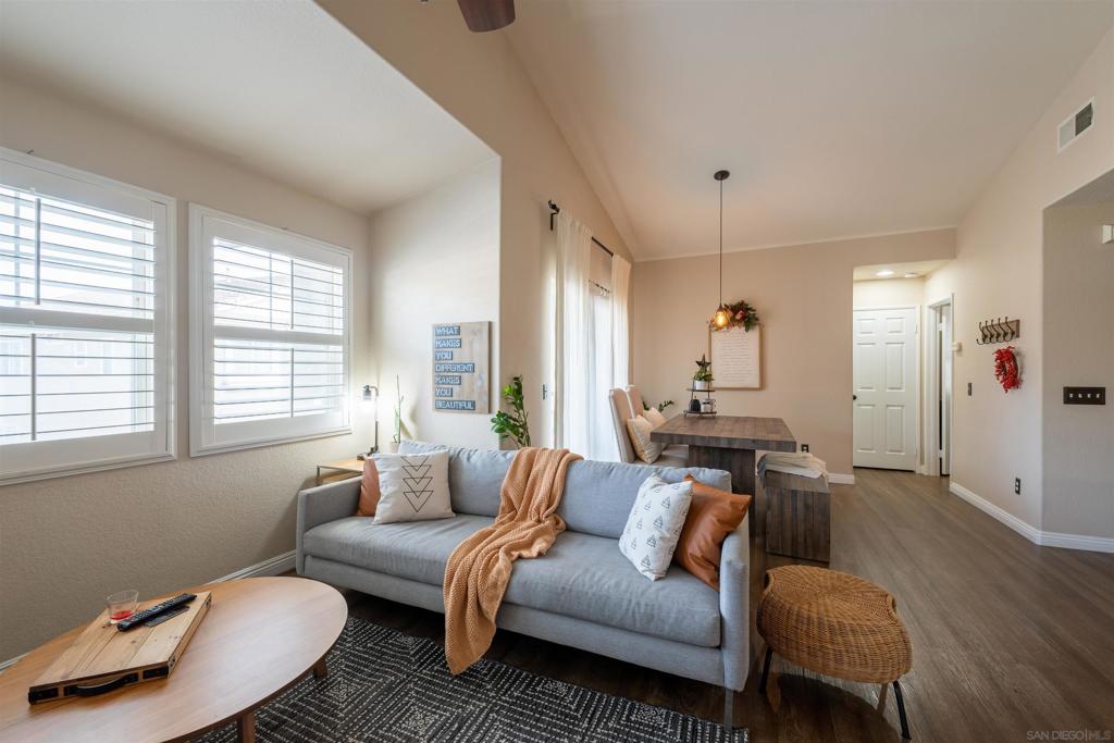 1324 Monument Trail Dr