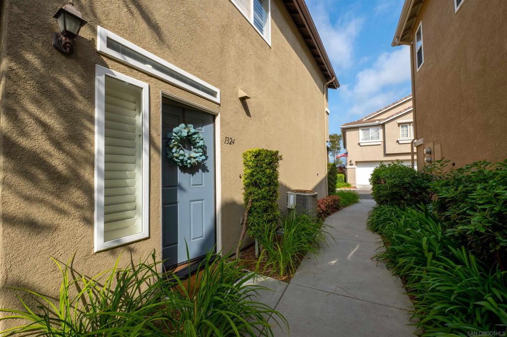 1324 Monument Trail Dr