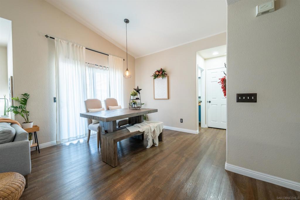 1324 Monument Trail Dr