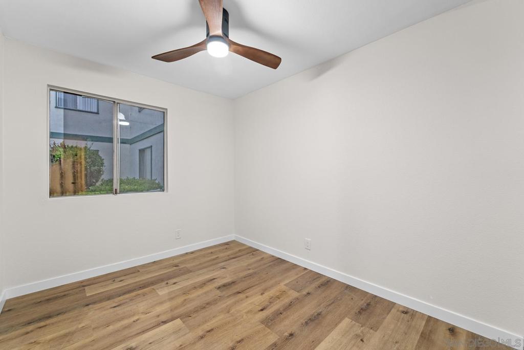 1817 E Grand Ave 65
