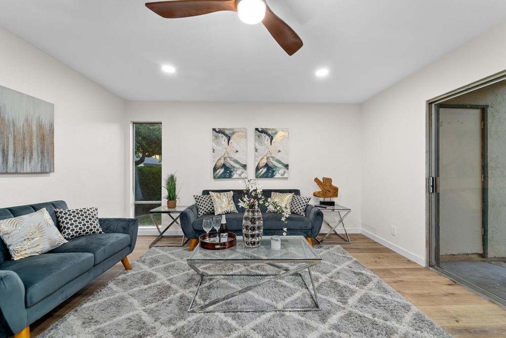 1817 E Grand Ave 65