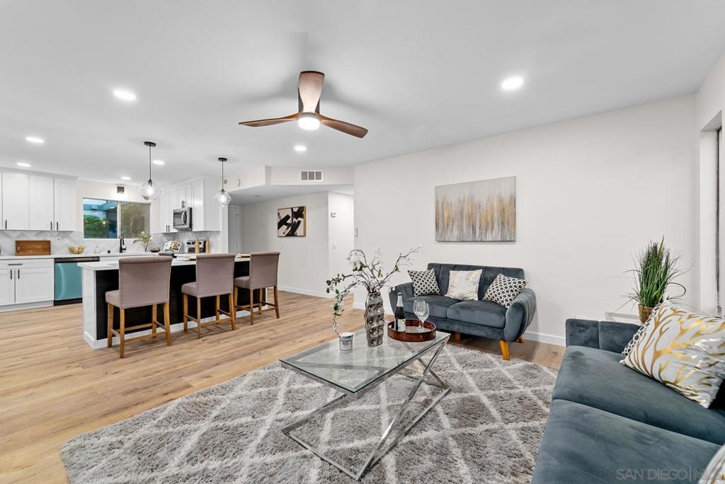 1817 E Grand Ave 65