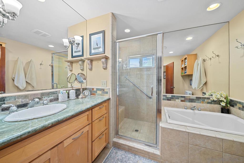 9166 San Juan Pl