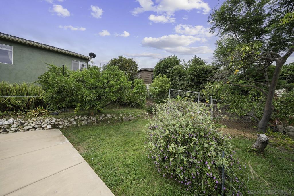 9166 San Juan Pl