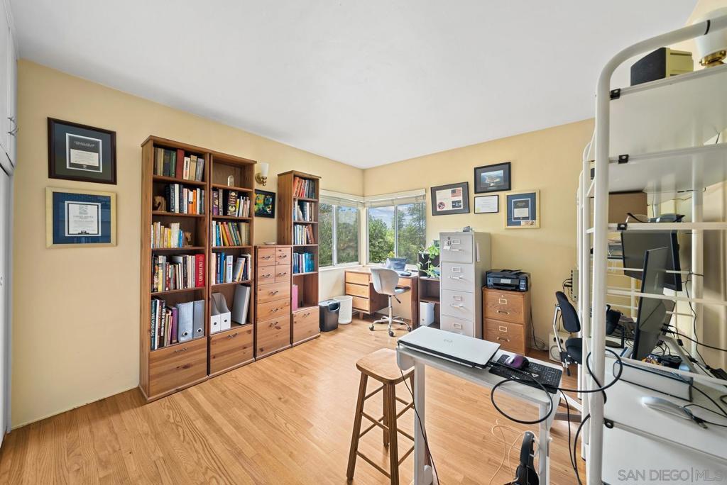 9166 San Juan Pl