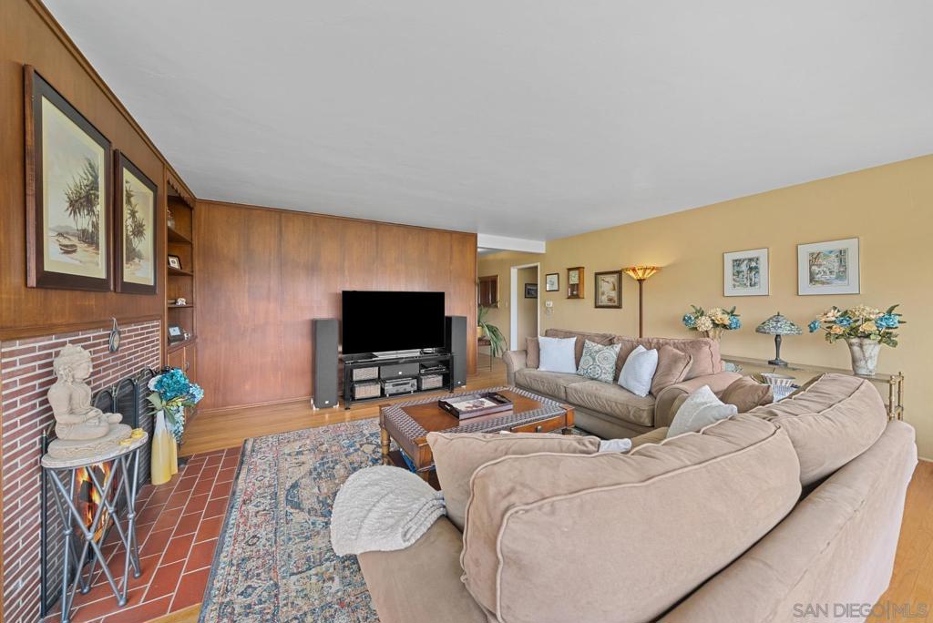 9166 San Juan Pl