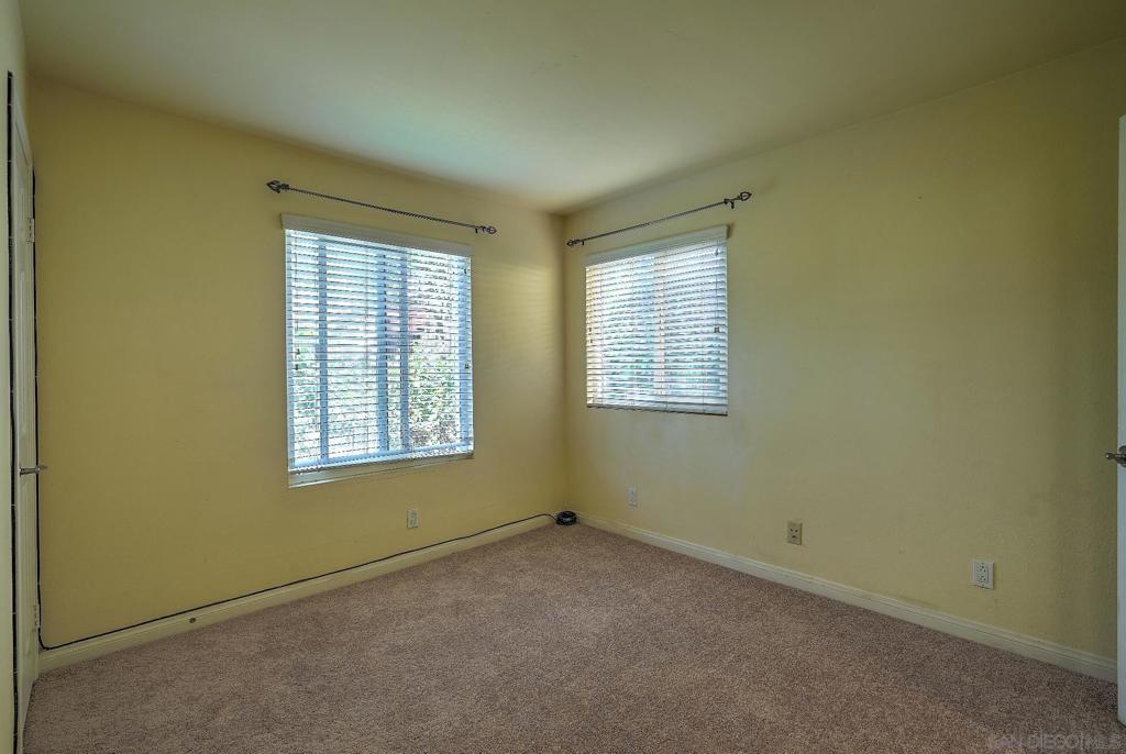 4222 Menlo Ave. 9