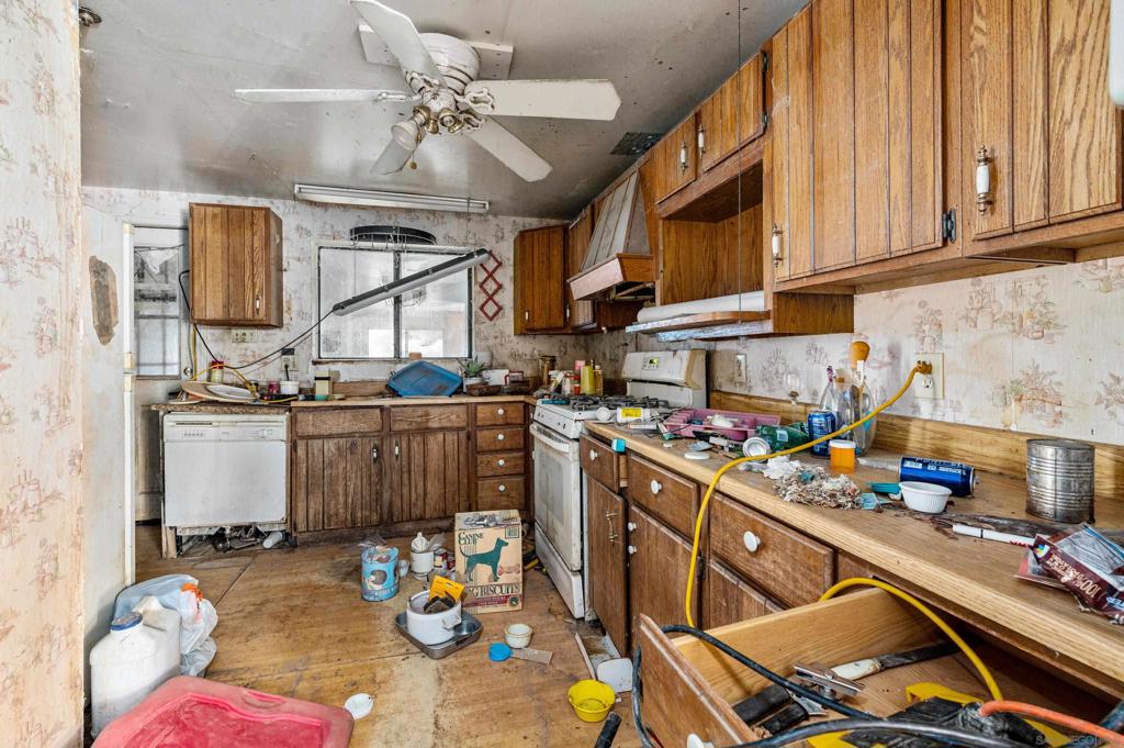 1558 Campo Truck Trl