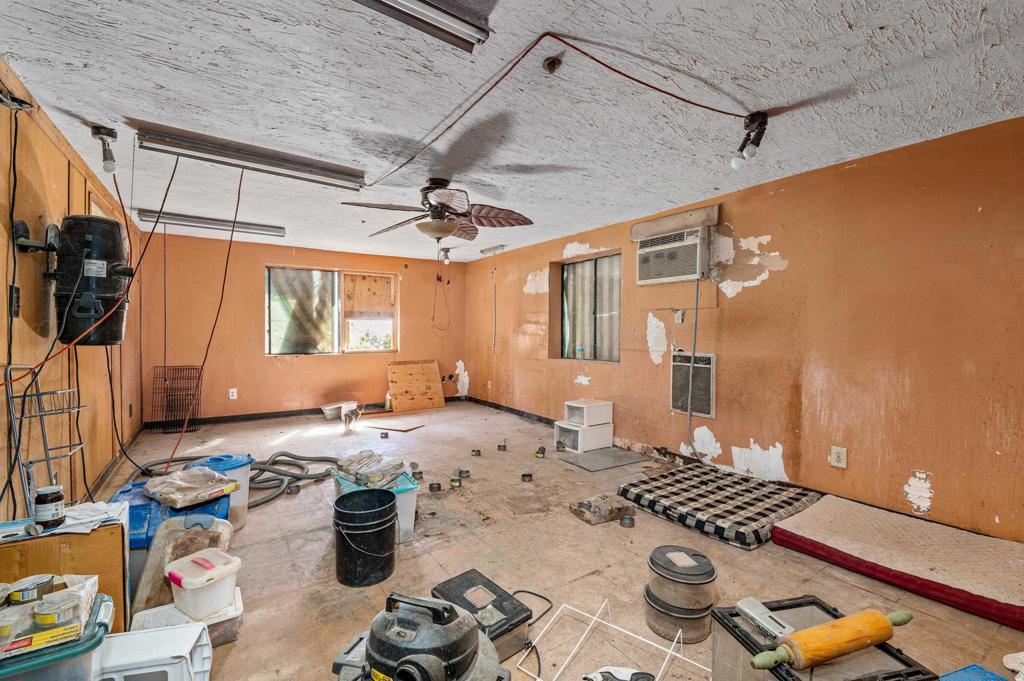 1558 Campo Truck Trl