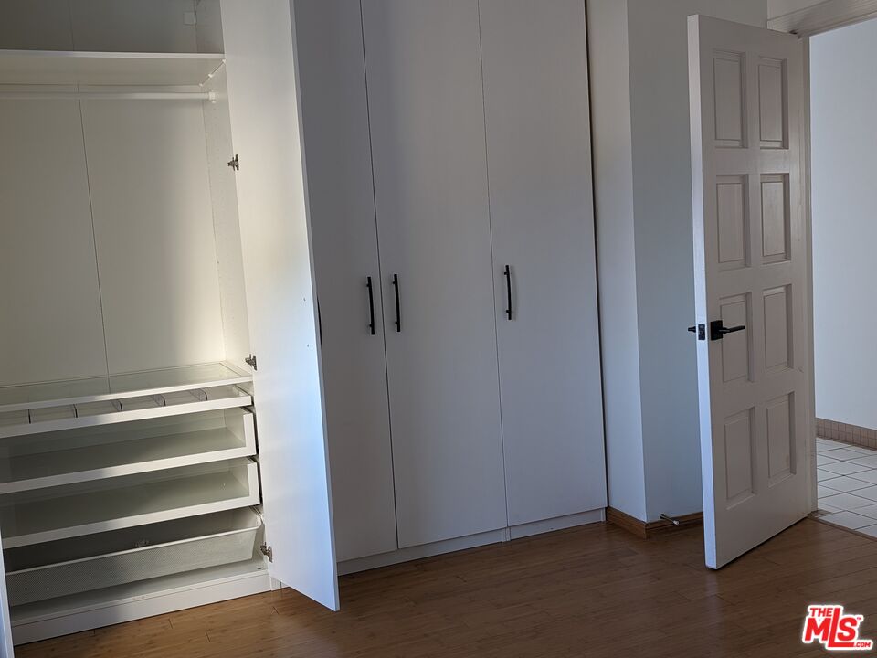 23224 Saddle Peak Rd