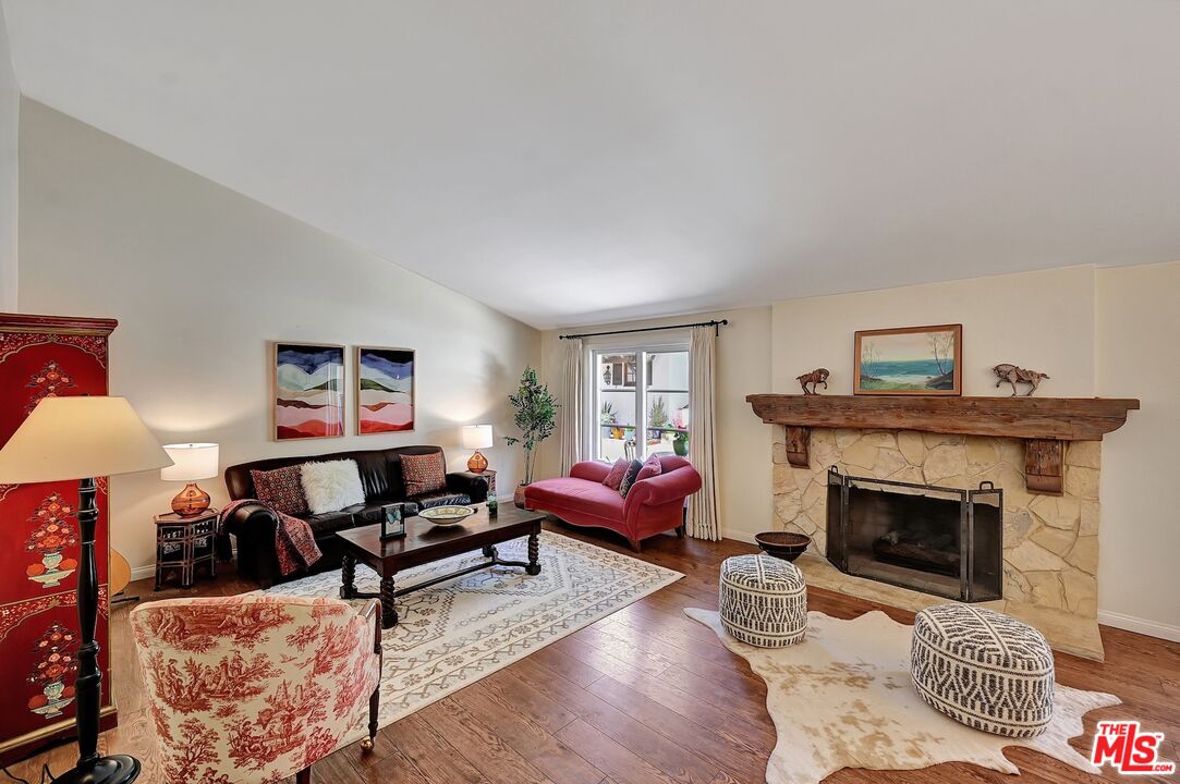21217 Bellini Dr