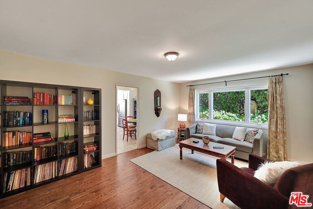 21217 Bellini Dr